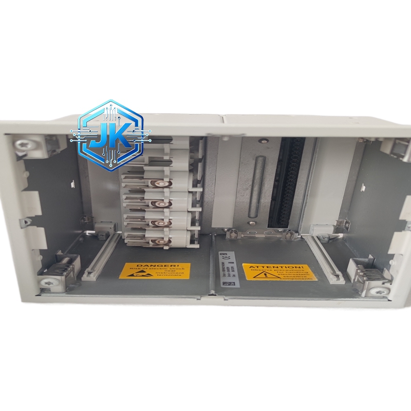 ABB REF610C11HCNN01 线路保护控制装置