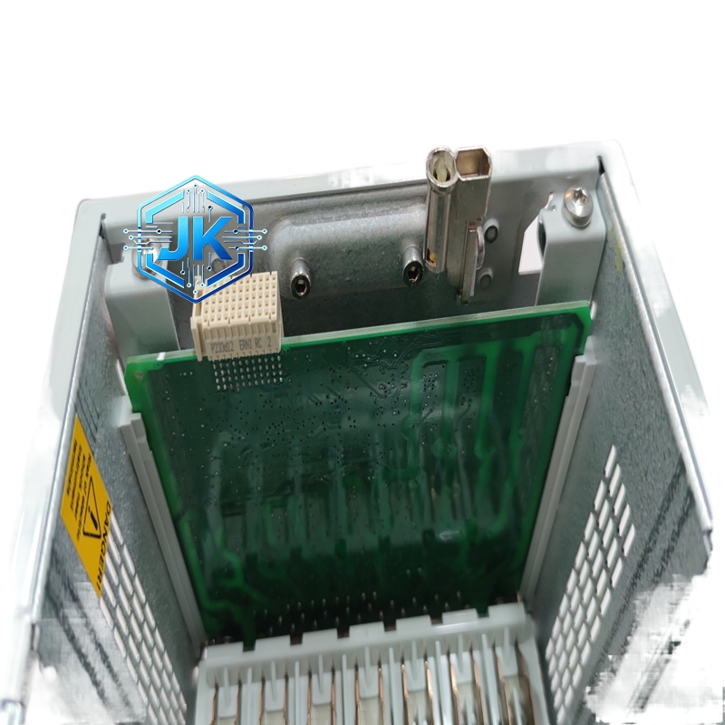 ABB REF615 HBFEAEAGNDA1ABA1XG 线路保护控制装置(增强配置) - 图片 3